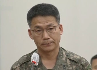 [속보] 국방부, ‘햄버거 회동’ 구삼회·방정환 직무정지