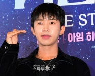 텍스트 아닌 무대 위 입 열었다...임영웅, ‘DM’ 논란 종식 “난 노래하는 사람” [MK이슈]