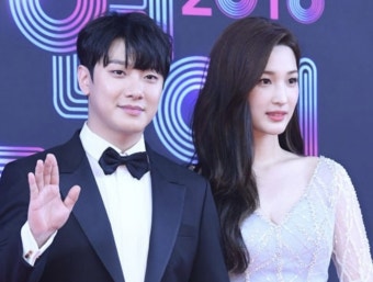 “18시간 수면+잦은 가출”vs“업소 출입”...최민환·율희, 이혼 전쟁[MK이슈]