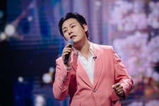 ‘현역가왕2’ 최고 시청률 강문경, ‘망모’ 무대 이어 ‘여자’ 빙의