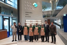 향기내는사람들(히즈빈스), 올포랜드와 함께 장애인 자립을 위한 사내 카페 오픈