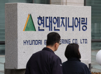 “교량붕괴 이어 아파트 추락 사고”…경찰, 현대엔지니어링 본격 수사