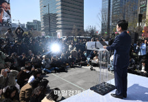 [포토] 대선출마 선언하는 안철수의원