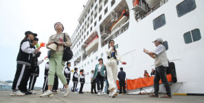 “관식이보다 더 효자입니다”…제주도 부는 크루즈 인기, 입국심사도 간소화