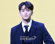NCT 마크, 논현동 50억 아파트 매입…전세 끼고 ‘갭투자’