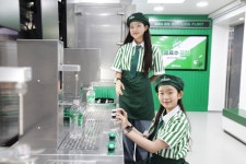키자니아, 싹 바뀐 롯데칠성음료 체험관 ‘음료수 공장’ 공개