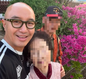 윤여정 아들 커밍아웃 소식에…홍석천 “울 엄마가 괜찮으시냐더라”