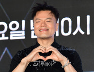 ‘월드 오브 스우파’ 박진영 “춤은 내 본능, 방송 잊고 즐겨”