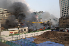 [속보] 을지로3가 세운상가 인근에 화재…을지로 3~4가 도로통제