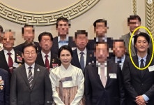李대통령 김혜경 여사와 기념사진…청와대 오찬 간 신현준, 무슨사연