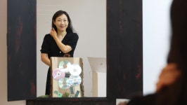 오원 작가 “질문하면 즉시 답주는 AI···사유 사라지는 사회 풍자”