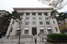 [단독] 신세계, 프리미엄 여행 앞세워 내수 불황 뚫는다