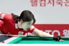 ‘강지은 2승’ SK렌터카 휴온스 꺾고 단독1위 질주…크라운해태는 에스와이에 완승[PBA팀리그 1R]