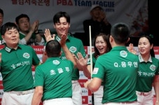 “우승고지 보인다” 하나카드, SK렌터카 꺾고 6연승 단독 선두 질주…2위 하이원과 1점차[PBA팀리그 1R]