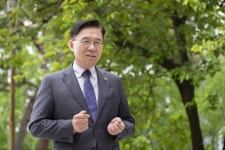 “24시간 주7일 일하는 휴머노이드 못이겨”…중국 ‘007 작전’ 대처하는 한국 전략은 [비즈니스 리더]