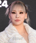 2NE1 씨엘도 ‘1인 기획사 미등록’ 운영…“등록 절차 진행 중”