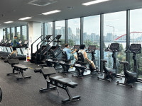 석탄 대신 지방 태우죠…발전소의 변신