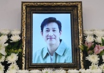 ‘이선균 수사정보 유출’ 전직 경찰관, 징역 3년 구형