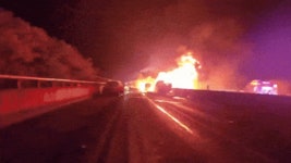 상주영천고속도로서 유조차 등 13대 연쇄충돌…2명 사망·4명 부상