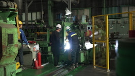 INI STEEL(주)포항2공장 | 공장 스스로 데이터 수집… '현장형 AI'가 포항 철강산업 바꾼다