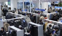 드라이하면 깨끗해질 줄…100만원짜리 패딩 버린 잘못된 세탁법