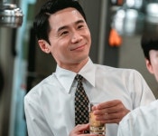 ‘미쓰홍’ 임철수, 얄미운 상사 차중일 완벽 소화…90년대 직장인룩 보니