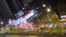 다리 하나만 건너면 기름값 3분의1…‘원정주유’ 떠나는 홍콩 주민들