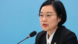 李대통령, 국무총리에 한성숙 중기부 장관 지명…역대 두번째 여성총리