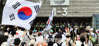 잠실 개표소 재선거 요구 시위