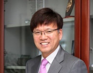 [속보] 청와대, 이병태 규제합리화부위원장에 사퇴 권고…“사안 엄중”