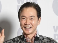 빵집 접은 정보석, 이번엔 화장품 CEO…“2년 6개월 개발”