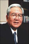 지하야 신일철 회장 별세