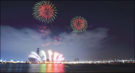 [리빙 앤 조이] 밤하늘에 꽃 피는 불의 향연 2007 서울세계불꽃축제