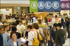 백화점·온라인몰 연말 세일전쟁