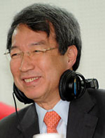 정운찬前총장 프로야구 개막전 해설위원에