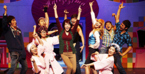 올 가족·회사 송년모임 공연 보며 우아하게~