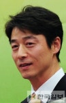 '박원순의 입' 송호창 변호사 안상수 지역구서 총선 출사표