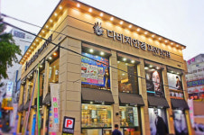 [안경업계 브랜드 차별화로 승부] 다비치안경체인