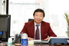 덕영코스메틱 | 하나투어 최현석 대표, "사업 다변화로 새로운 비상 이끌 것“