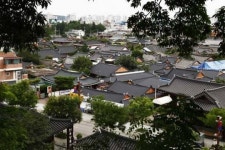 한옥마을 되살려 일자리까지 창출