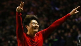 기성용 첫골로 강호 첼시 무너뜨리다