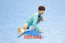 [포토] 2014 설 특집 '아육대' 인피니트 호야, 경기 전 몸풀기
