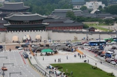 교황 시복식 준비로 분주한 광화문광장