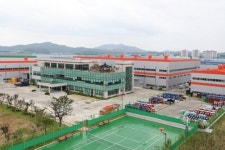 [히든챔피언] 장암칼스, 국내 특수 윤활유시장 최대 강자… 친환경 제품 세계 4번째로 개발