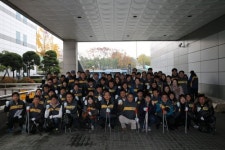 KB저축은행, 아름다운 거리 가꾸기 행사 열어