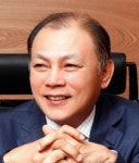 임용택 신용정보회사 인수 검토