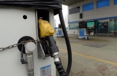 [늘어나는 휴·폐업, 주유소의 눈물] 온가족 매달려 연 3800만원 벌어… 영업이익률 고작 1%