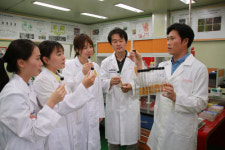 글로벌 주름잡는 중기 기술력… 경쟁력 키우도록 맞춤 지원 할게요