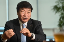 김상철 한글과컴퓨터 회장 중국 등 글로벌 틈새 공략… 내년부터 결실