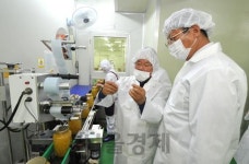 지방 中企 찾은 김재홍 KOTRA 사장